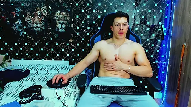 javiersexymann online show from June 12, 5:50 am