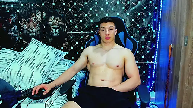 javiersexymann online show from June 26, 5:21 am