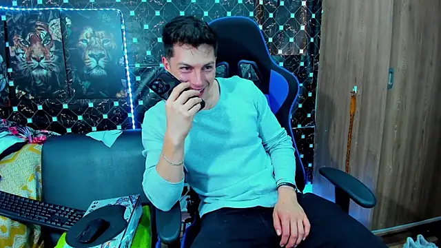 javiersexymann online show from October 1, 9:19 pm