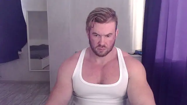 Snapshot of ThorHemsworthRU chatting on December 19, 5:51 am ThorHemsworthRU online show from December 19, 5:51 am