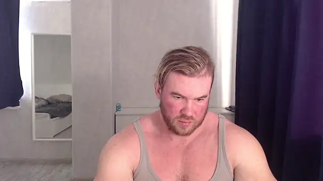 Snapshot of ThorHemsworthRU chatting on March 14, 5:48 am ThorHemsworthRU online show from March 14, 5:48 am