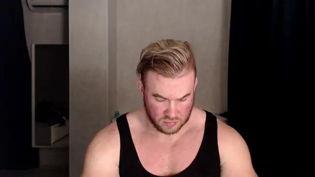 Snapshot of ThorHemsworthRU chatting on February 19, 5:06 pm ThorHemsworthRU online show from February 19, 5:06 pm