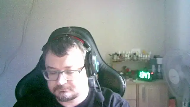 SirAbuser online show from March 1, 10:48 am