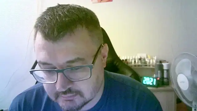 SirAbuser online show from March 5, 5:20 pm