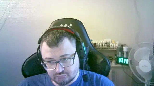 SirAbuser online show from March 9, 2:11 pm