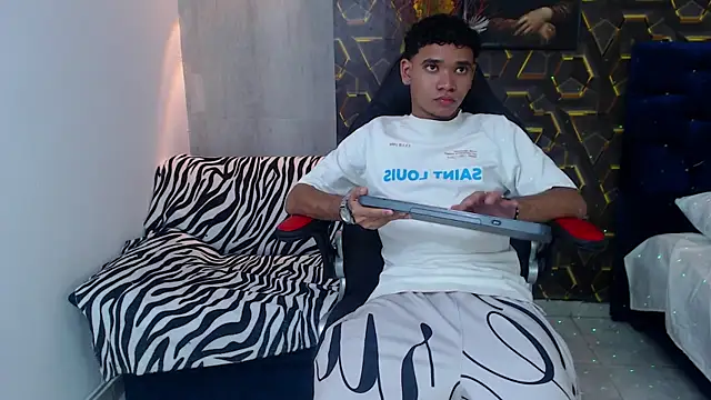 lord jamess  online show from October 18, 8:36 pm
