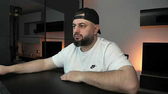 DravenPeak online show from April 15, 8:31 pm