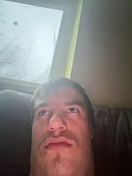 pussyhunter323557 online show from April 10, 5:31 pm