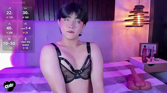 Creamy Angelo online show from October 19, 9:29 pm