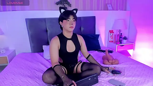 Creamy Angelo online show from November 12, 9:41 pm