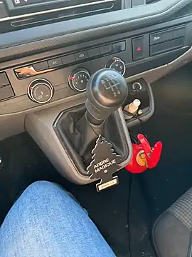 julienCr7 online show from March 18, 8:50 am