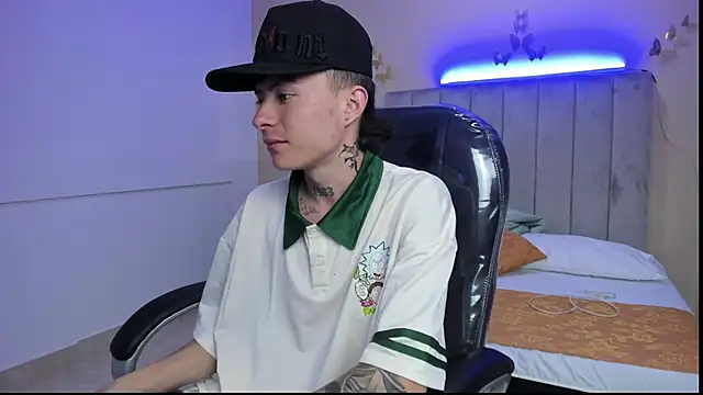 Nascary Fox online show from February 6, 7:55 pm