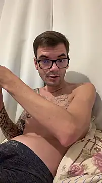 Leonsouzaof online show from February 14, 2:50 am