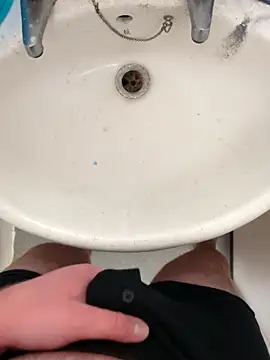 Snapshot of Homeworkfolder01 chatting on November 1, 3:54 am Homeworkfolder01 online show from November 1, 3:54 am