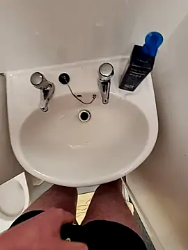 Snapshot of Homeworkfolder01 chatting on September 23, 1:27 am Homeworkfolder01 online show from September 23, 1:27 am