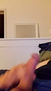 Snapshot of NewJoiner chatting on September 10, 9:24 pm NewJoiner online show from September 10, 9:24 pm