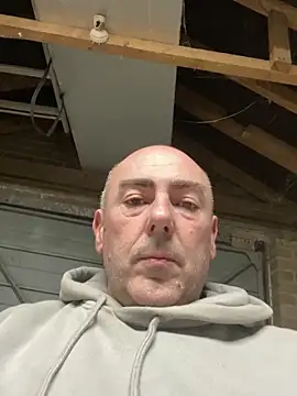 Richmcgee online show from February 25, 8:32 pm