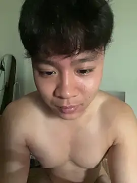 anhduc2k555 online show from February 5, 2:13 pm