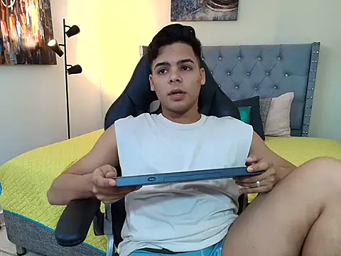 Snapshot of stewart_mateo_ chatting on October 9, 2:38 am stewart mateo online show from October 9, 2:38 am