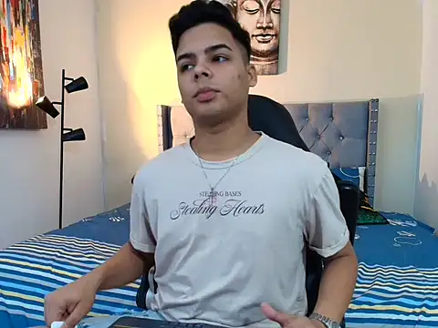 Snapshot of stewart_mateo_ chatting on October 18, 2:27 am stewart mateo online show from October 18, 2:27 am