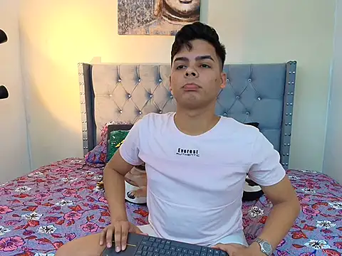Snapshot of stewart_mateo_ chatting on October 8, 2:27 am stewart mateo online show from October 8, 2:27 am