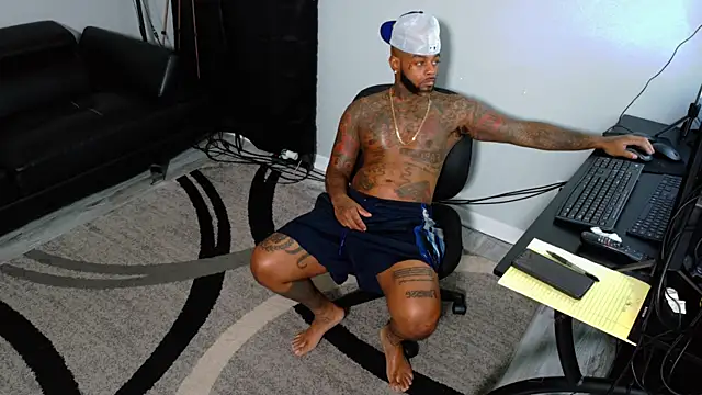 SLANGONDEMHOES online show from November 24, 5:36 pm