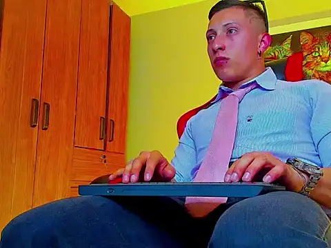 Snapshot of Masster_ares_ chatting on September 20, 11:49 pm Masster ares online show from September 20, 11:49 pm