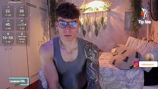 estebandi do online show from November 30, 3:41 am