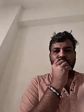 vinay smalldick online show from June 8, 2:01 am