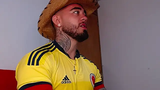 tommyblessd1 online show from November 10, 6:07 am