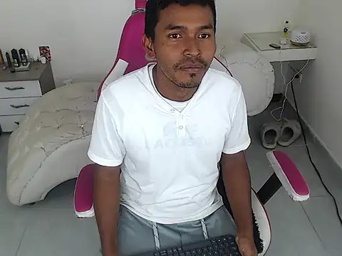 Adam Morgan2 online show from July 7, 11:52 pm