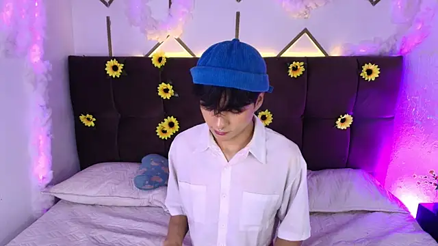 AleAurarashi online show from April 21, 3:13 am