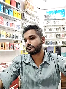 Snapshot of avi007p chatting on October 16, 2:25 pm avi007p online show from October 16, 2:25 pm