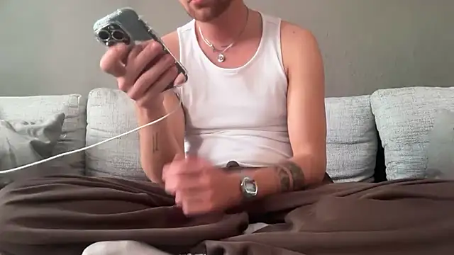 RioBlaze online show from March 9, 4:45 pm