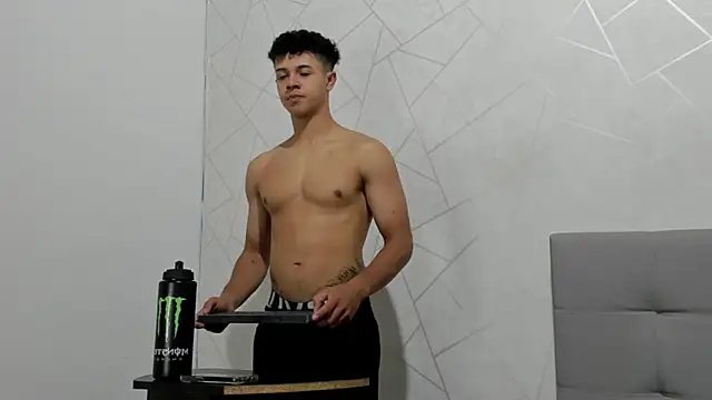 Alex Colton7 online show from November 11, 3:22 am