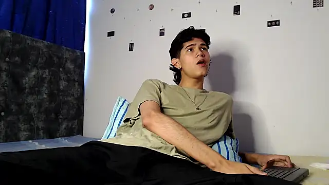 alexmark  online show from April 24, 5:15 pm