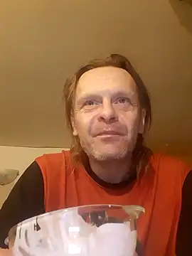 Snapshot of Kuba_Gd chatting on January 18, 8:30 pm Kuba Gd online show from January 18, 8:30 pm