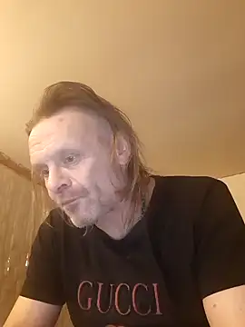 Snapshot of Kuba_Gd chatting on December 31, 2:29 am Kuba Gd online show from December 31, 2:29 am