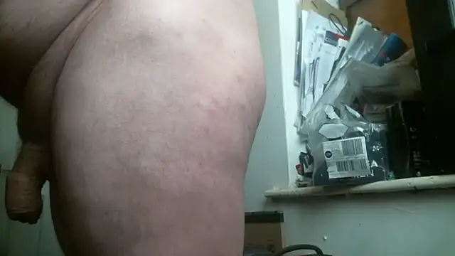 pedro190765 online show from May 26, 3:41 pm
