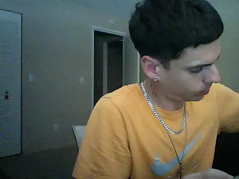 latinosatiro94 online show from September 14, 12:23 am