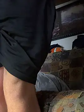 Stephanie1984 online show from April 23, 5:45 am