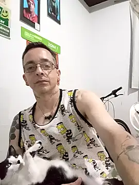 Snapshot of dinho_carioca chatting on October 5, 4:55 pm dinho carioca online show from October 5, 4:55 pm