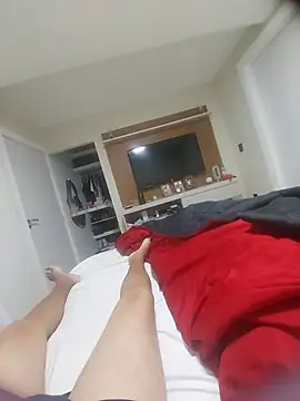 andrerj22 online show from August 5, 4:06 am