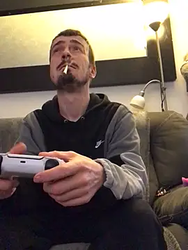 jaycoy22 online show from January 5, 6:00 pm