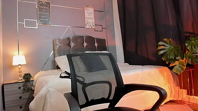 oliver mr  online show from November 15, 7:27 pm