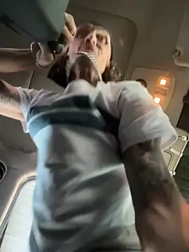 KurtDaDurt online show from April 1, 2:25 pm