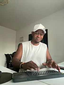 AndresCalifornia online show from October 15, 10:06 pm