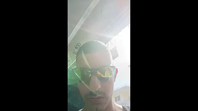 Snapshot of Greek_crazy_couple chatting on October 1, 9:13 am Greek crazy couple online show from October 1, 9:13 am