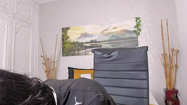 Tyler durten online show from April 15, 6:13 am