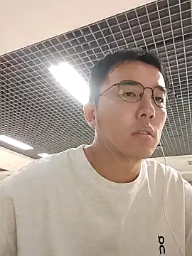 nnnnnan9527 online show from September 15, 1:52 am